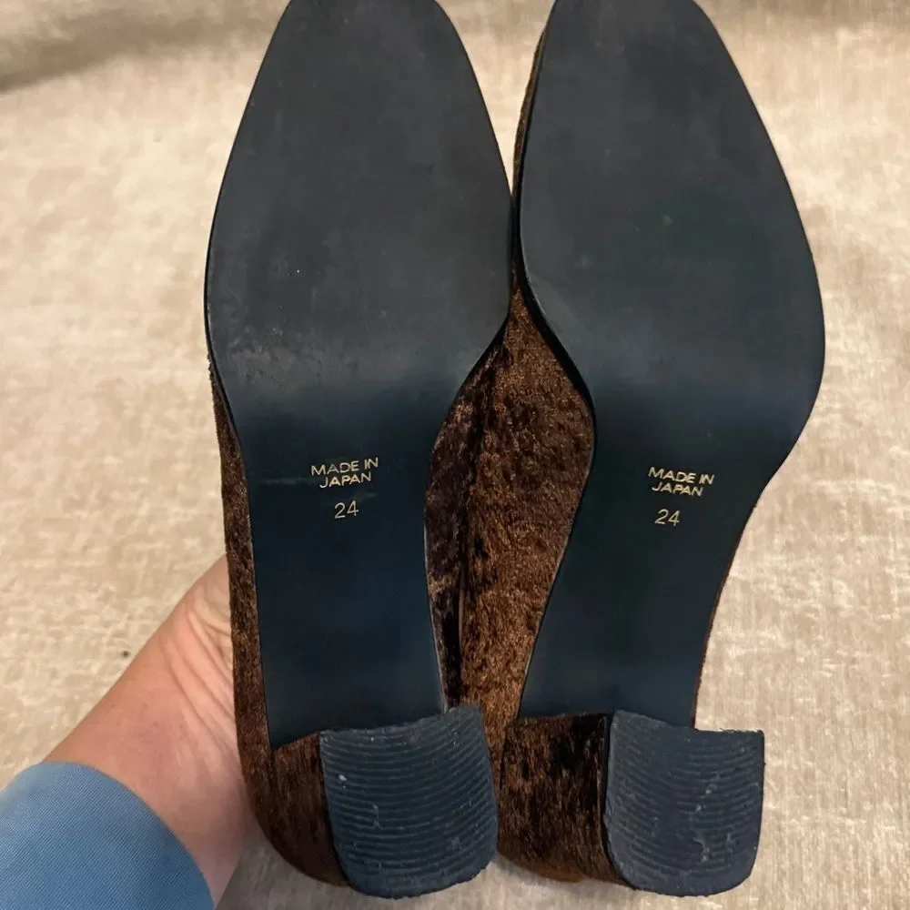 Vintage PRET-A Porter Suede Square Toe Block Heel Pumps-